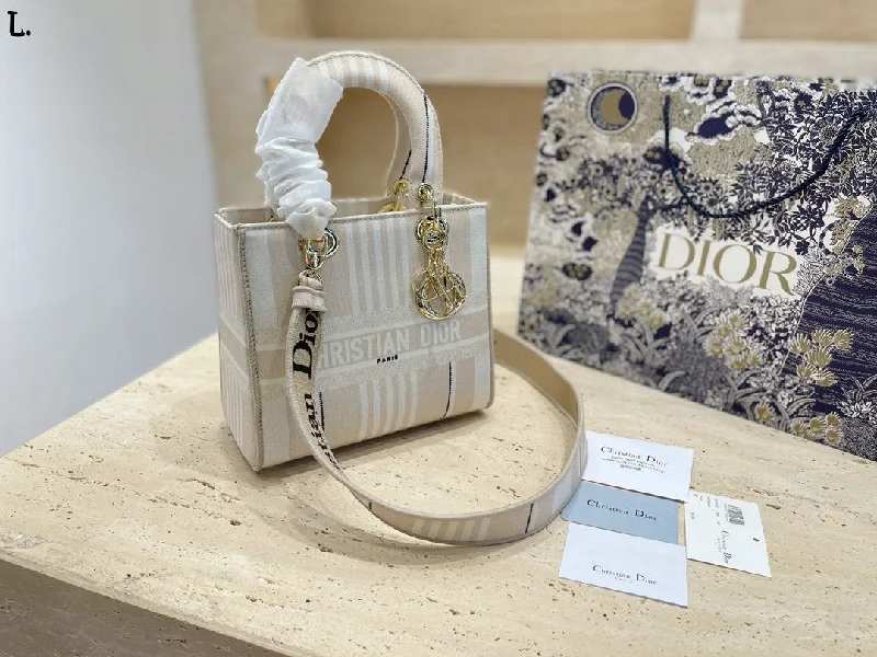 Luxury Handbags Christian Dior 330