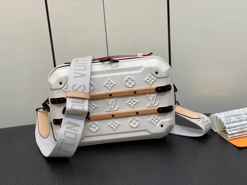 BoldCollect - LOUIS VUITTON BAGS - 401