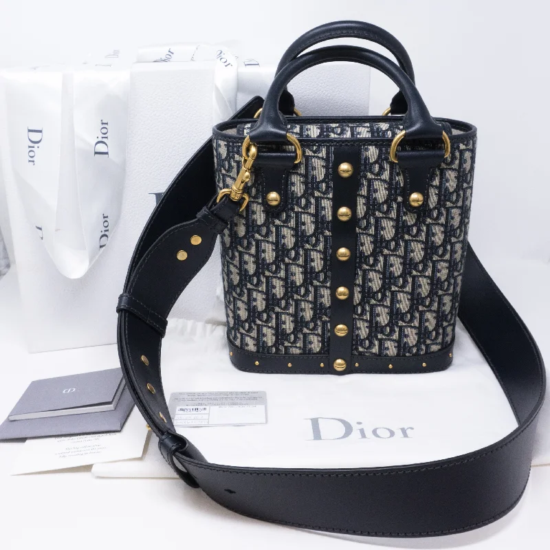 DiorAvenue Bucket Bag