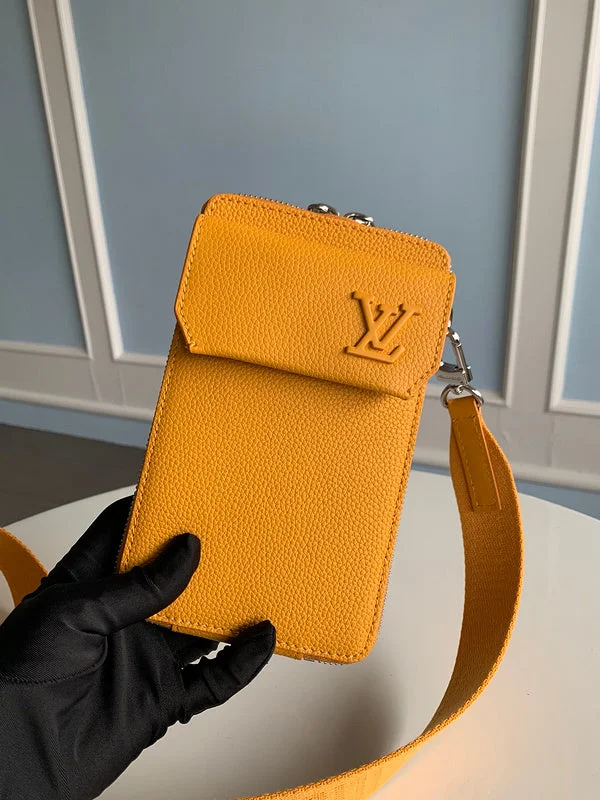 BoldCollect - LOUIS VUITTON Bags - 895