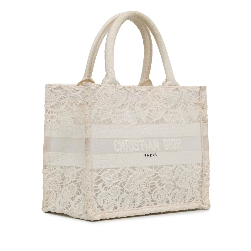 Dior Small D-Lace Embroidery Book Tote (x9rHGK)