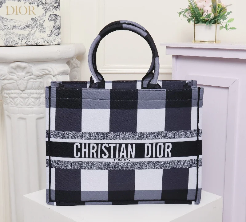 Luxury Handbags Christian Dior 178