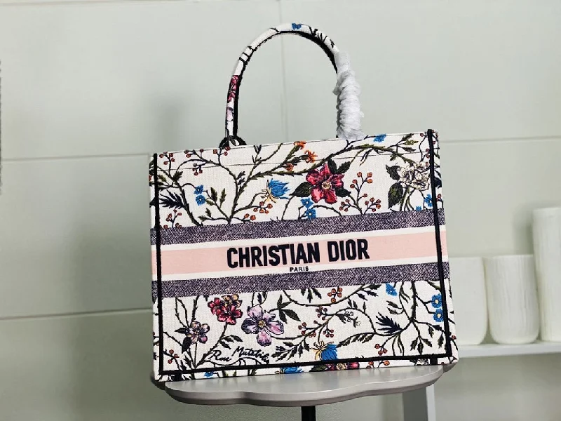 Luxury Handbags Christian Dior 121